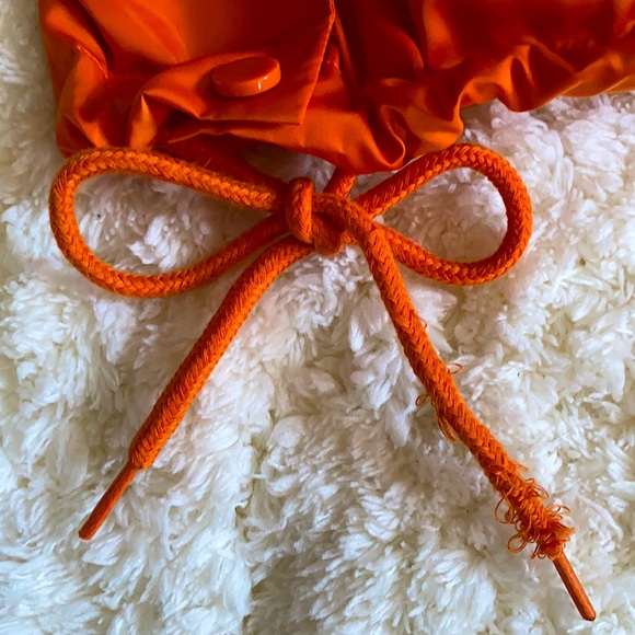 Size L Forever 21 bomber jacket. Royal orange, only been worn few years ago. - Picture 4 of 4